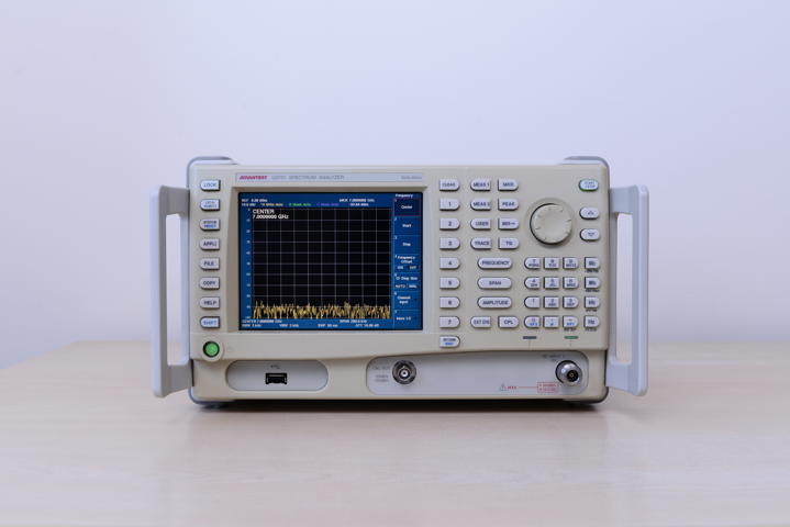 Анализатор спектра Advantest U3751